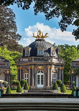 Bild: Neues Schloss Eremitage, Sonnentempel