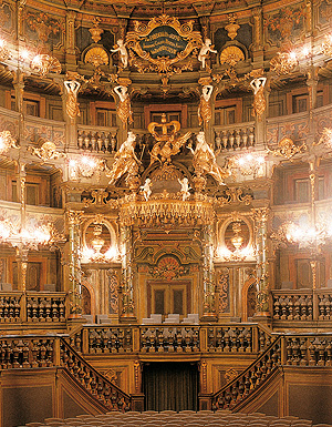 Bild: Markgräfliches Opernhaus Bayreuth, Blick zur Fürstenloge