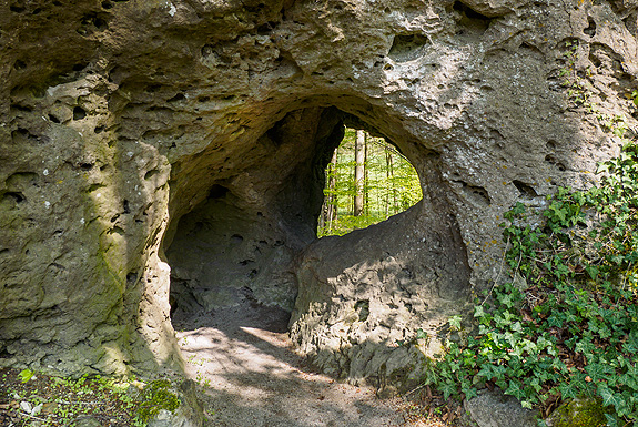 Picture: Rock Garden, "Hühnerloch" (small hole for hens)